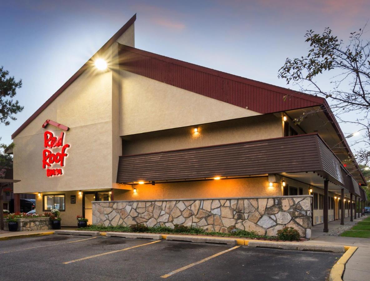 Red Roof Inn Grand Rapids Airport Cascade Exterior photo